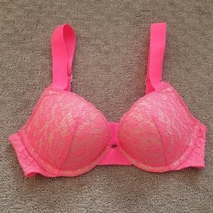 Victoria's Secret Very Sexy Push-up 32C